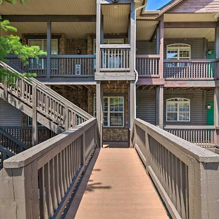 Luxe Branson Retreat With Mtn Views And Pool Access! Apartman Kültér fotó